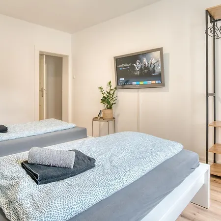 Homy I Stylisches Retroapartment Netflix & Wlan